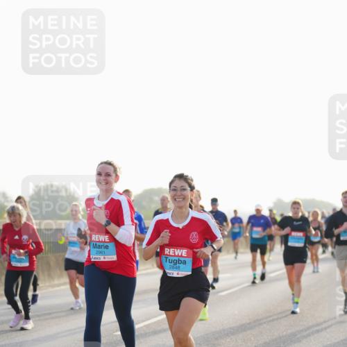 03.10.2026 - Köhlbrandbrückenlauf LAZAROV Photography http://msf.ph/oto/10700022 03.10.2026 09:21:59 Position 3 2961, 2848 meine-sportfotos.de