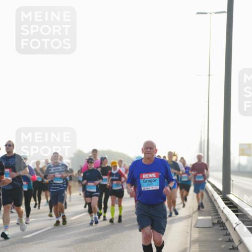 03.10.2026 - Köhlbrandbrückenlauf LAZAROV Photography http://msf.ph/oto/10700065 03.10.2026 09:22:04 Position 3 2992 meine-sportfotos.de
