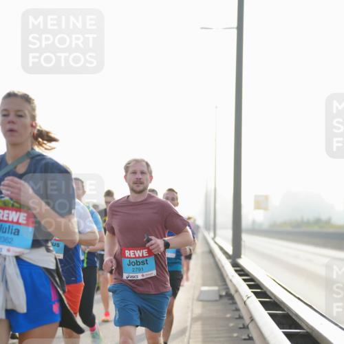 03.10.2026 - Köhlbrandbrückenlauf LAZAROV Photography http://msf.ph/oto/10700130 03.10.2026 09:22:10 Position 3 2362, 2791 meine-sportfotos.de