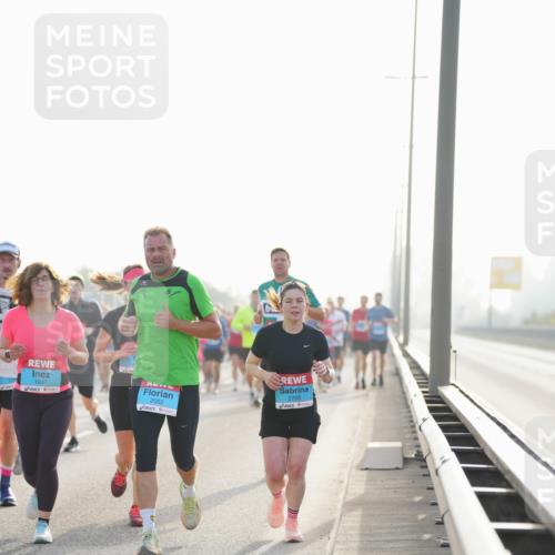 03.10.2026 - Köhlbrandbrückenlauf LAZAROV Photography http://msf.ph/oto/10700152 03.10.2026 09:22:14 Position 3 1847, 31114, 2052, 2768 meine-sportfotos.de