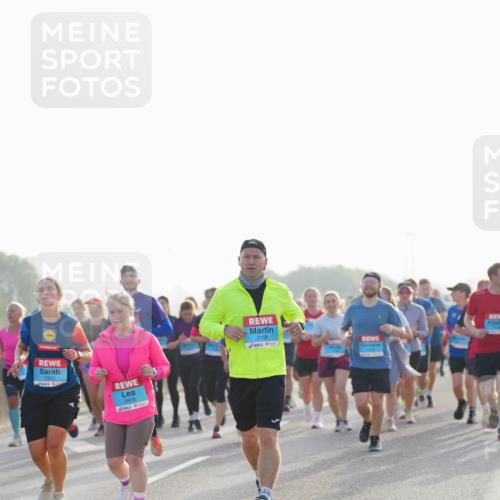 03.10.2026 - Köhlbrandbrückenlauf LAZAROV Photography http://msf.ph/oto/10700186 03.10.2026 09:22:21 Position 3 1943, 2806, 2159 meine-sportfotos.de