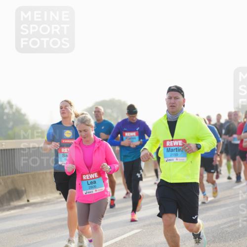 03.10.2026 - Köhlbrandbrückenlauf LAZAROV Photography http://msf.ph/oto/10700198 03.10.2026 09:22:22 Position 3 2806, 2159 meine-sportfotos.de
