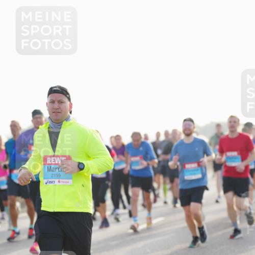 03.10.2026 - Köhlbrandbrückenlauf LAZAROV Photography http://msf.ph/oto/10700206 03.10.2026 09:22:23 Position 3 2159 meine-sportfotos.de