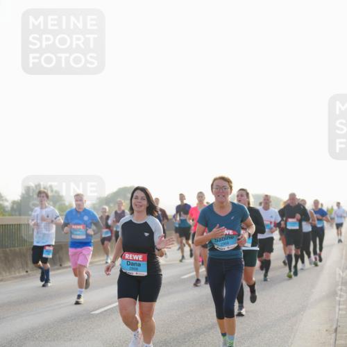 03.10.2026 - Köhlbrandbrückenlauf LAZAROV Photography http://msf.ph/oto/10700298 03.10.2026 09:22:38 Position 3 2868, 2968 meine-sportfotos.de