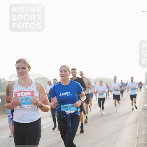 03.10.2026 - Köhlbrandbrückenlauf LAZAROV Photography http://msf.ph/oto/10700346 03.10.2026 09:22:43 Position 3 3073, 1678 meine-sportfotos.de