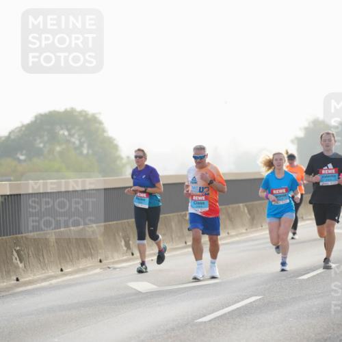 03.10.2026 - Köhlbrandbrückenlauf LAZAROV Photography http://msf.ph/oto/10700411 03.10.2026 09:22:54 Position 3 42, 2064 meine-sportfotos.de