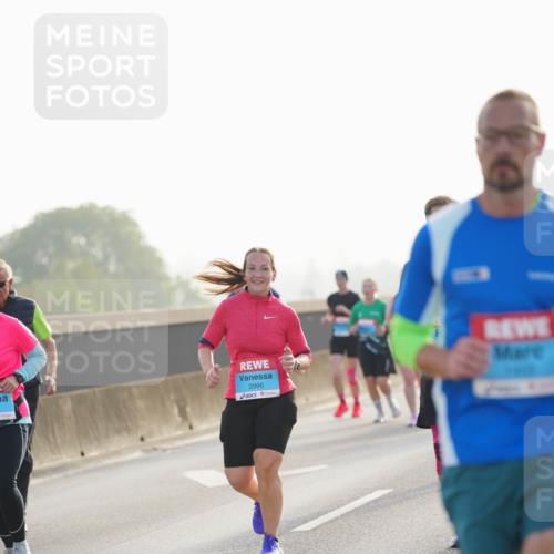 03.10.2026 - Köhlbrandbrückenlauf LAZAROV Photography http://msf.ph/oto/10700460 03.10.2026 09:23:01 Position 3 2996 meine-sportfotos.de
