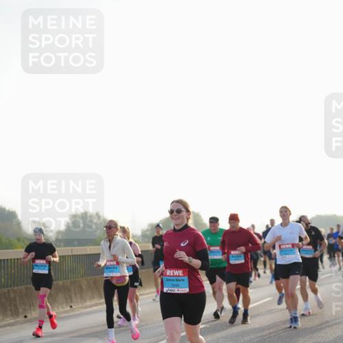 03.10.2026 - Köhlbrandbrückenlauf LAZAROV Photography http://msf.ph/oto/10700502 03.10.2026 09:23:07 Position 3 1244 meine-sportfotos.de