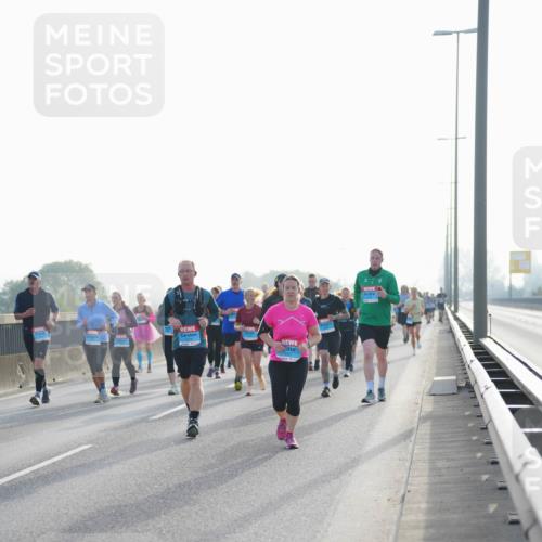 03.10.2026 - Köhlbrandbrückenlauf LAZAROV Photography http://msf.ph/oto/10700529 03.10.2026 09:23:12 Position 3 1576 meine-sportfotos.de