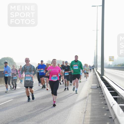 03.10.2026 - Köhlbrandbrückenlauf LAZAROV Photography http://msf.ph/oto/10700532 03.10.2026 09:23:13 Position 3  meine-sportfotos.de