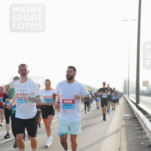 03.10.2026 - Köhlbrandbrückenlauf LAZAROV Photography http://msf.ph/oto/10700654 03.10.2026 09:23:27 Position 3 3050, 3142 meine-sportfotos.de