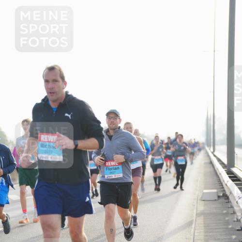 03.10.2026 - Köhlbrandbrückenlauf LAZAROV Photography http://msf.ph/oto/10700691 03.10.2026 09:23:34 Position 3 2277, 2627 meine-sportfotos.de