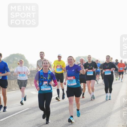 03.10.2026 - Köhlbrandbrückenlauf LAZAROV Photography http://msf.ph/oto/10700766 03.10.2026 09:23:47 Position 3 3445, 3271 meine-sportfotos.de