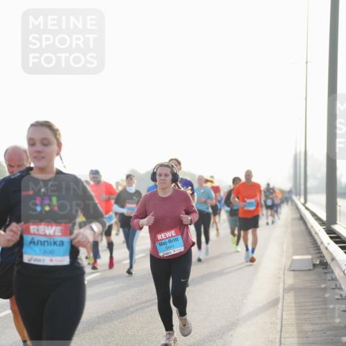 03.10.2026 - Köhlbrandbrückenlauf LAZAROV Photography http://msf.ph/oto/10700802 03.10.2026 09:23:51 Position 3 1906, 3441 meine-sportfotos.de