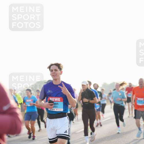 03.10.2026 - Köhlbrandbrückenlauf LAZAROV Photography http://msf.ph/oto/10700819 03.10.2026 09:23:53 Position 3 484 meine-sportfotos.de