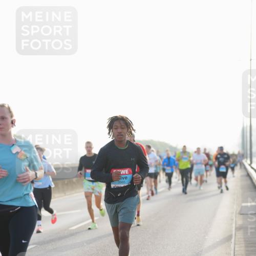 03.10.2026 - Köhlbrandbrückenlauf LAZAROV Photography http://msf.ph/oto/10700847 03.10.2026 09:23:57 Position 3 3565 meine-sportfotos.de