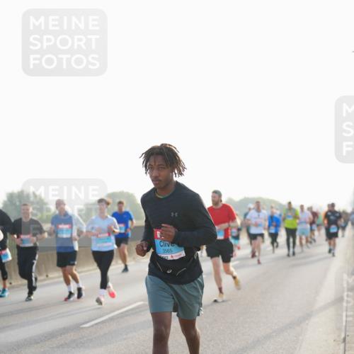 03.10.2026 - Köhlbrandbrückenlauf LAZAROV Photography http://msf.ph/oto/10700851 03.10.2026 09:23:58 Position 3 3565 meine-sportfotos.de