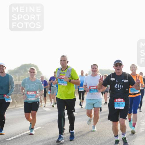 03.10.2026 - Köhlbrandbrückenlauf LAZAROV Photography http://msf.ph/oto/10700882 03.10.2026 09:24:05 Position 3 2862, 1654, 2967, 1411, 2820 meine-sportfotos.de