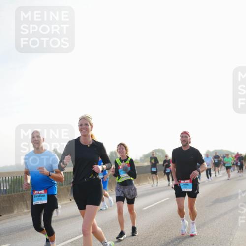 03.10.2026 - Köhlbrandbrückenlauf LAZAROV Photography http://msf.ph/oto/10700931 03.10.2026 09:24:12 Position 3 2730, 1191 meine-sportfotos.de