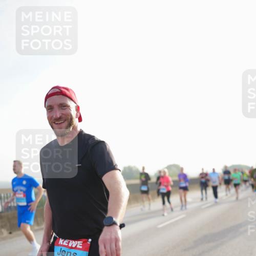 03.10.2026 - Köhlbrandbrückenlauf LAZAROV Photography http://msf.ph/oto/10700947 03.10.2026 09:24:13 Position 3 1191 meine-sportfotos.de