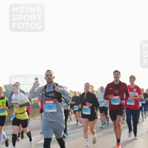 03.10.2026 - Köhlbrandbrückenlauf LAZAROV Photography http://msf.ph/oto/10700985 03.10.2026 09:24:23 Position 3 3796 meine-sportfotos.de