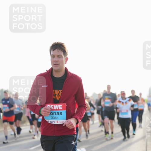 03.10.2026 - Köhlbrandbrückenlauf LAZAROV Photography http://msf.ph/oto/10701000 03.10.2026 09:24:25 Position 3 3364 meine-sportfotos.de