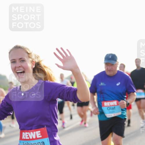 03.10.2026 - Köhlbrandbrückenlauf LAZAROV Photography http://msf.ph/oto/10701051 03.10.2026 09:24:32 Position 3 3569, 3431 meine-sportfotos.de