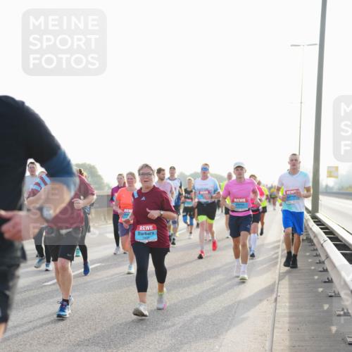 03.10.2026 - Köhlbrandbrückenlauf LAZAROV Photography http://msf.ph/oto/10701066 03.10.2026 09:24:34 Position 3 1935, 1312 meine-sportfotos.de