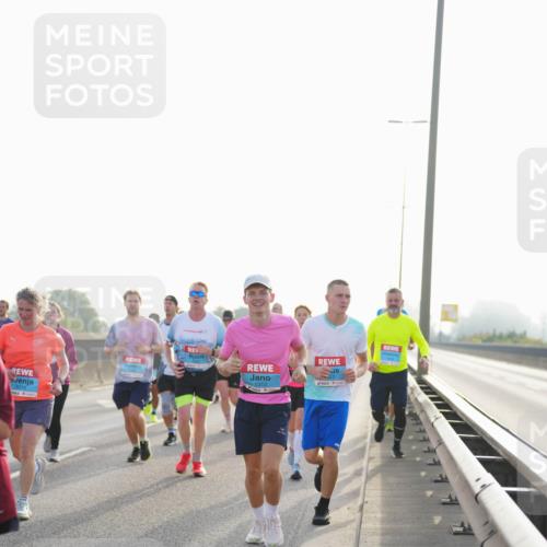 03.10.2026 - Köhlbrandbrückenlauf LAZAROV Photography http://msf.ph/oto/10701075 03.10.2026 09:24:36 Position 3 3014, 1312 meine-sportfotos.de