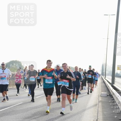 03.10.2026 - Köhlbrandbrückenlauf LAZAROV Photography http://msf.ph/oto/10701238 03.10.2026 09:25:00 Position 3 24, 2032 meine-sportfotos.de