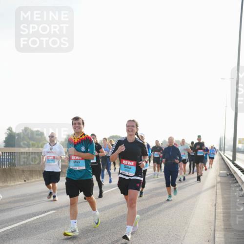 03.10.2026 - Köhlbrandbrückenlauf LAZAROV Photography http://msf.ph/oto/10701254 03.10.2026 09:25:02 Position 3 2032, 2029 meine-sportfotos.de