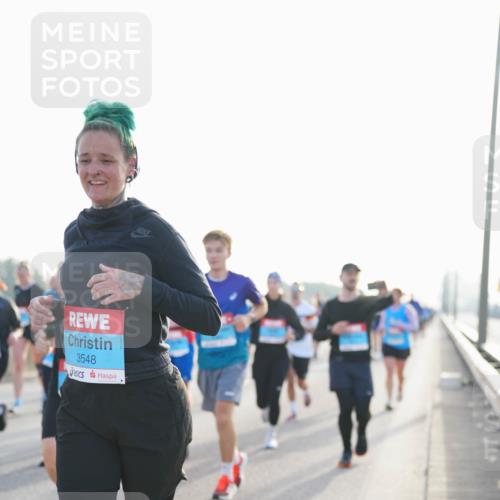 03.10.2026 - Köhlbrandbrückenlauf LAZAROV Photography http://msf.ph/oto/10701282 03.10.2026 09:25:06 Position 3 3548 meine-sportfotos.de