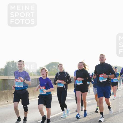 03.10.2026 - Köhlbrandbrückenlauf LAZAROV Photography http://msf.ph/oto/10701305 03.10.2026 09:25:13 Position 3 3092, 3149, 3800 meine-sportfotos.de