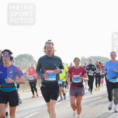 03.10.2026 - Köhlbrandbrückenlauf LAZAROV Photography http://msf.ph/oto/10701330 03.10.2026 09:25:19 Position 3 1743, 3206 meine-sportfotos.de