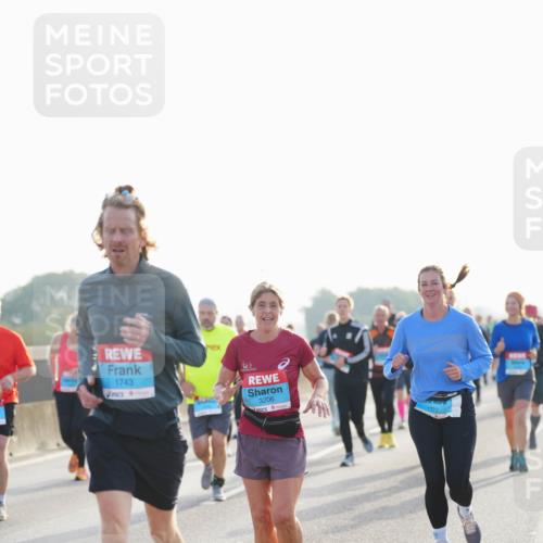 03.10.2026 - Köhlbrandbrückenlauf LAZAROV Photography http://msf.ph/oto/10701333 03.10.2026 09:25:19 Position 3 1743, 3206 meine-sportfotos.de