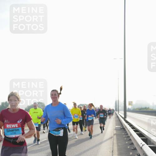03.10.2026 - Köhlbrandbrückenlauf LAZAROV Photography http://msf.ph/oto/10701346 03.10.2026 09:25:21 Position 3 3206 meine-sportfotos.de