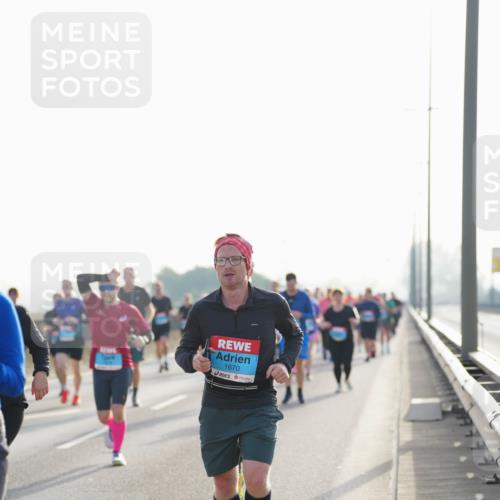03.10.2026 - Köhlbrandbrückenlauf LAZAROV Photography http://msf.ph/oto/10701359 03.10.2026 09:25:24 Position 3 1670 meine-sportfotos.de