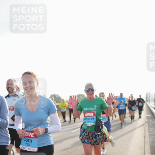 03.10.2026 - Köhlbrandbrückenlauf LAZAROV Photography http://msf.ph/oto/10701416 03.10.2026 09:25:40 Position 3 1759, 2960 meine-sportfotos.de