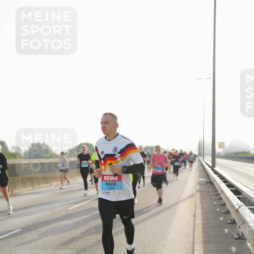 03.10.2026 - Köhlbrandbrückenlauf LAZAROV Photography http://msf.ph/oto/10701460 03.10.2026 09:25:54 Position 3 3366 meine-sportfotos.de