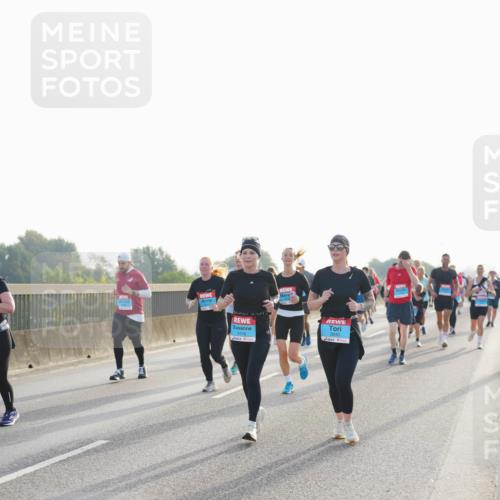 03.10.2026 - Köhlbrandbrückenlauf LAZAROV Photography http://msf.ph/oto/10701481 03.10.2026 09:26:00 Position 3 3040, 3116 meine-sportfotos.de
