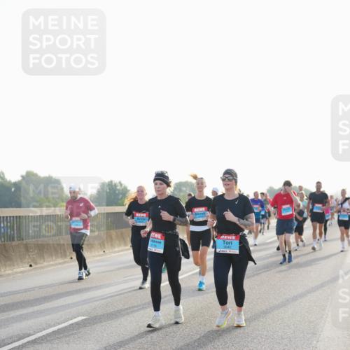 03.10.2026 - Köhlbrandbrückenlauf LAZAROV Photography http://msf.ph/oto/10701483 03.10.2026 09:26:00 Position 3 3116, 3040 meine-sportfotos.de
