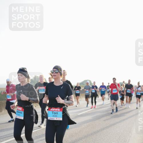 03.10.2026 - Köhlbrandbrückenlauf LAZAROV Photography http://msf.ph/oto/10701489 03.10.2026 09:26:02 Position 3 3116, 3040 meine-sportfotos.de