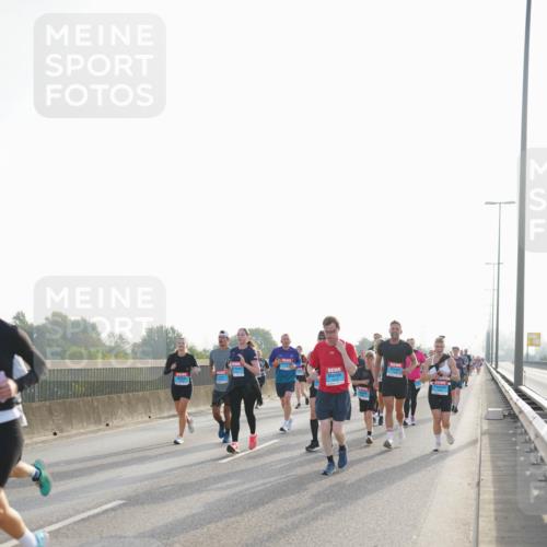 03.10.2026 - Köhlbrandbrückenlauf LAZAROV Photography http://msf.ph/oto/10701491 03.10.2026 09:26:02 Position 3  meine-sportfotos.de