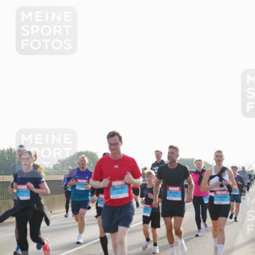 03.10.2026 - Köhlbrandbrückenlauf LAZAROV Photography http://msf.ph/oto/10701493 03.10.2026 09:26:03 Position 3  meine-sportfotos.de