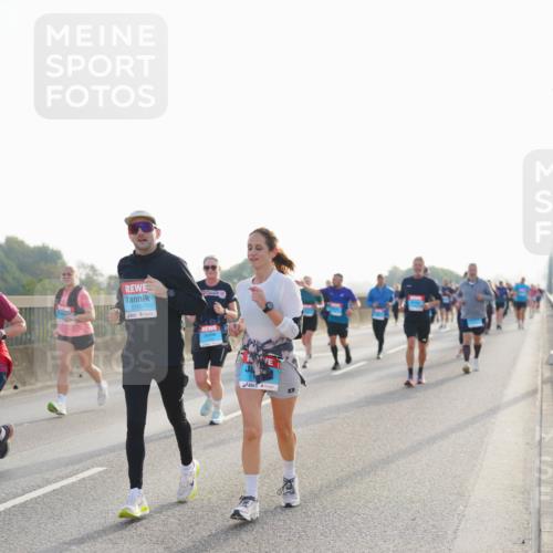 03.10.2026 - Köhlbrandbrückenlauf LAZAROV Photography http://msf.ph/oto/10701523 03.10.2026 09:26:11 Position 3 1110 meine-sportfotos.de
