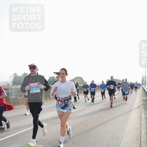 03.10.2026 - Köhlbrandbrückenlauf LAZAROV Photography http://msf.ph/oto/10701525 03.10.2026 09:26:12 Position 3 1110 meine-sportfotos.de