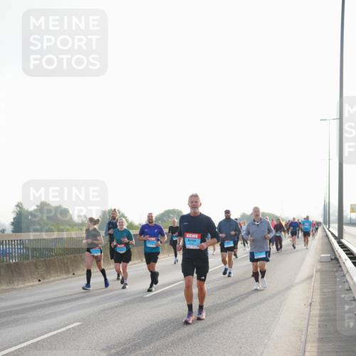 03.10.2026 - Köhlbrandbrückenlauf LAZAROV Photography http://msf.ph/oto/10701529 03.10.2026 09:26:14 Position 3 3187 meine-sportfotos.de