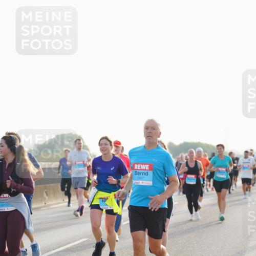 03.10.2026 - Köhlbrandbrückenlauf LAZAROV Photography http://msf.ph/oto/10701556 03.10.2026 09:26:21 Position 3 2770, 3327 meine-sportfotos.de