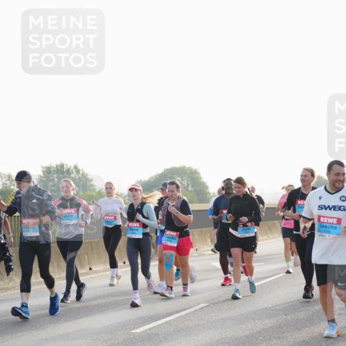 03.10.2026 - Köhlbrandbrückenlauf LAZAROV Photography http://msf.ph/oto/10701585 03.10.2026 09:26:29 Position 3 1751, 1245 meine-sportfotos.de