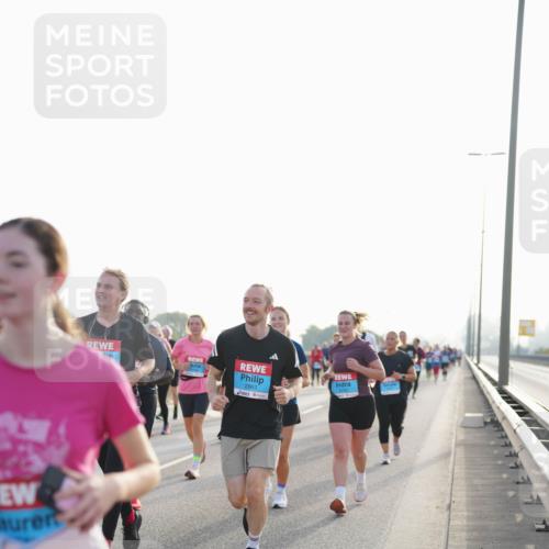 03.10.2026 - Köhlbrandbrückenlauf LAZAROV Photography http://msf.ph/oto/10701595 03.10.2026 09:26:32 Position 3 2861 meine-sportfotos.de